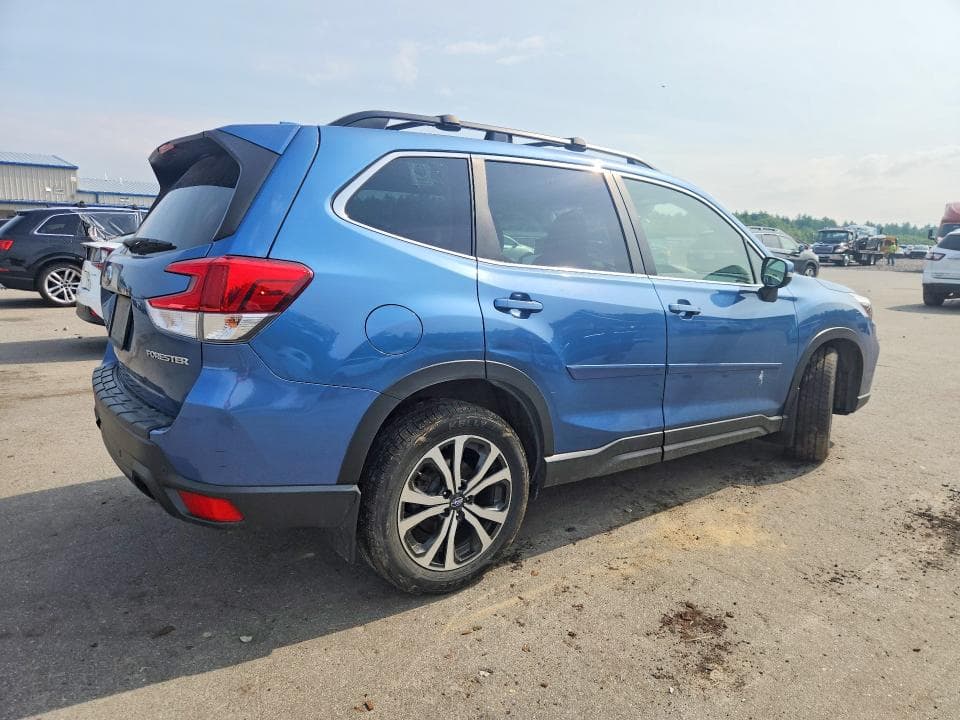2021 SUBARU FORESTER LIMITED 3