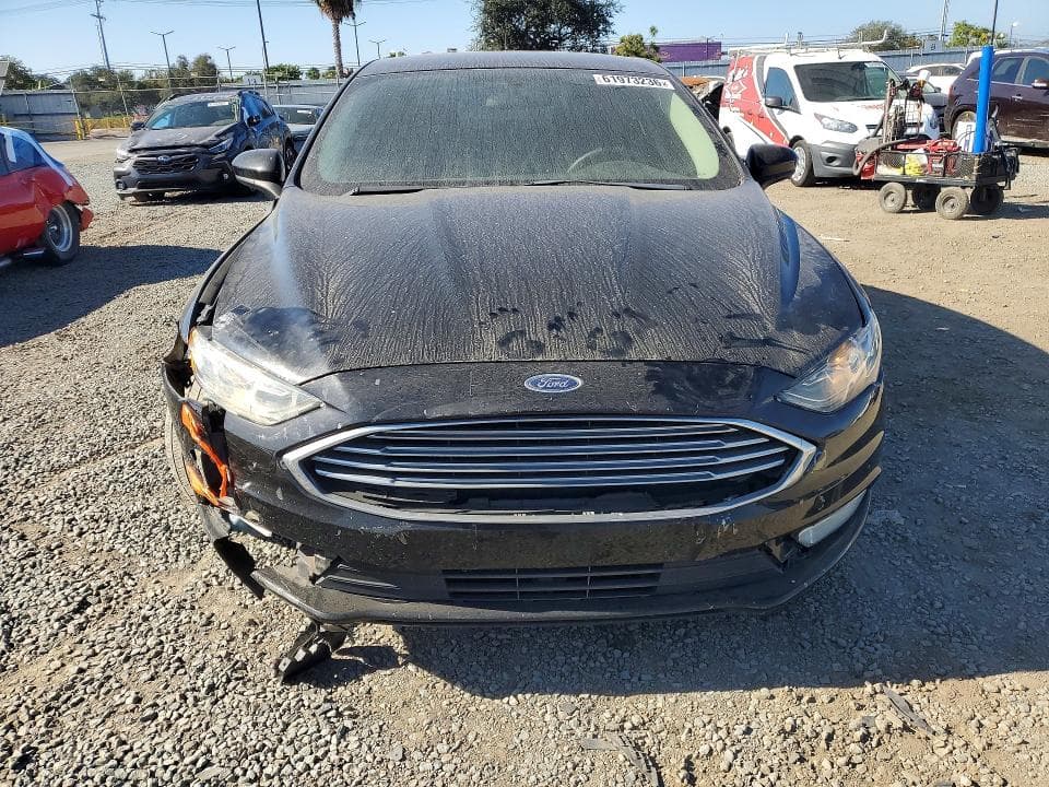 2017 FORD FUSION SE 5
