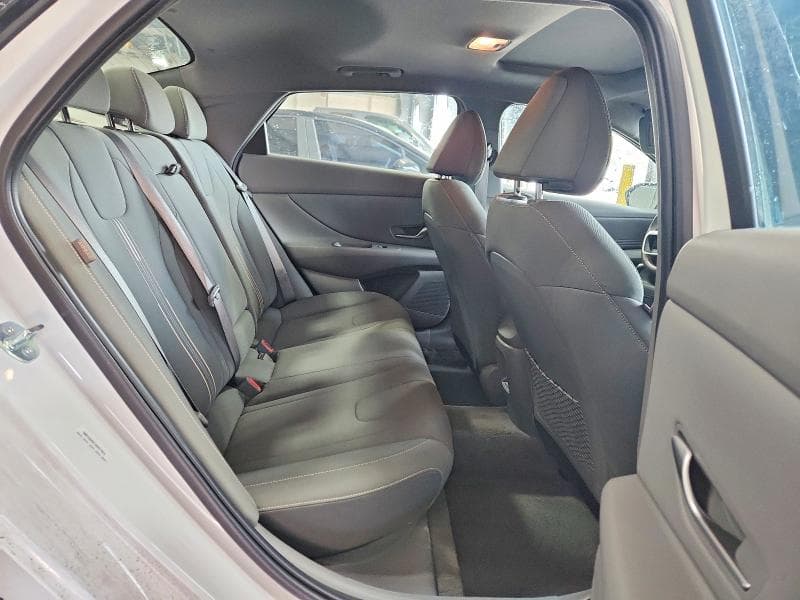 2025 HYUNDAI ELANTRA SEL 10
