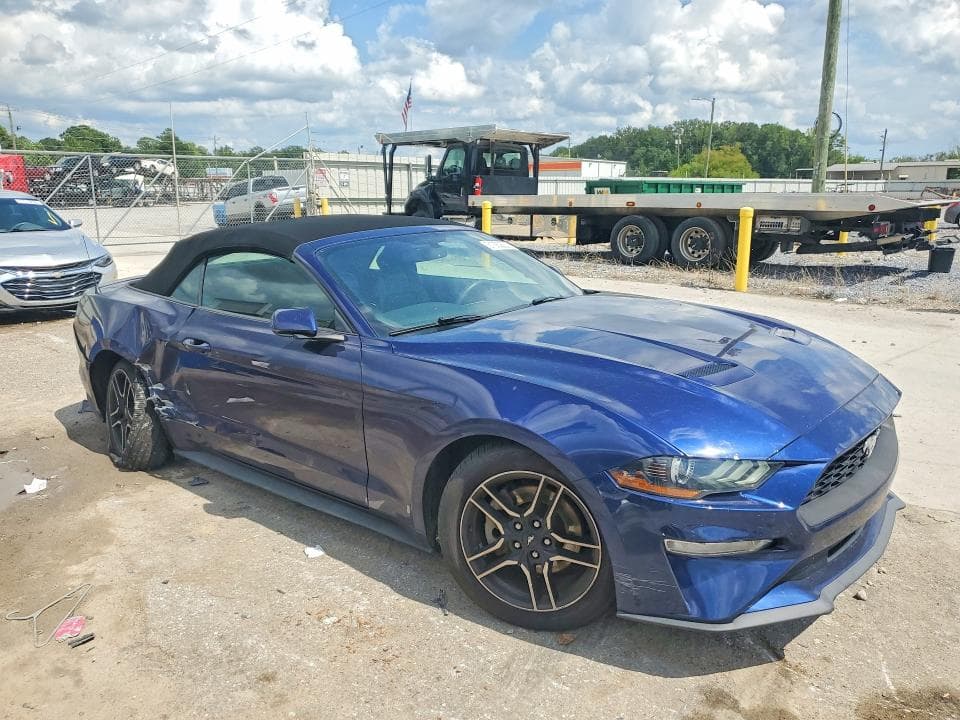 2020 FORD MUSTANG 4