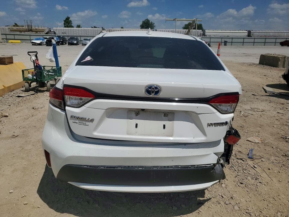 2021 TOYOTA COROLLA LE 6