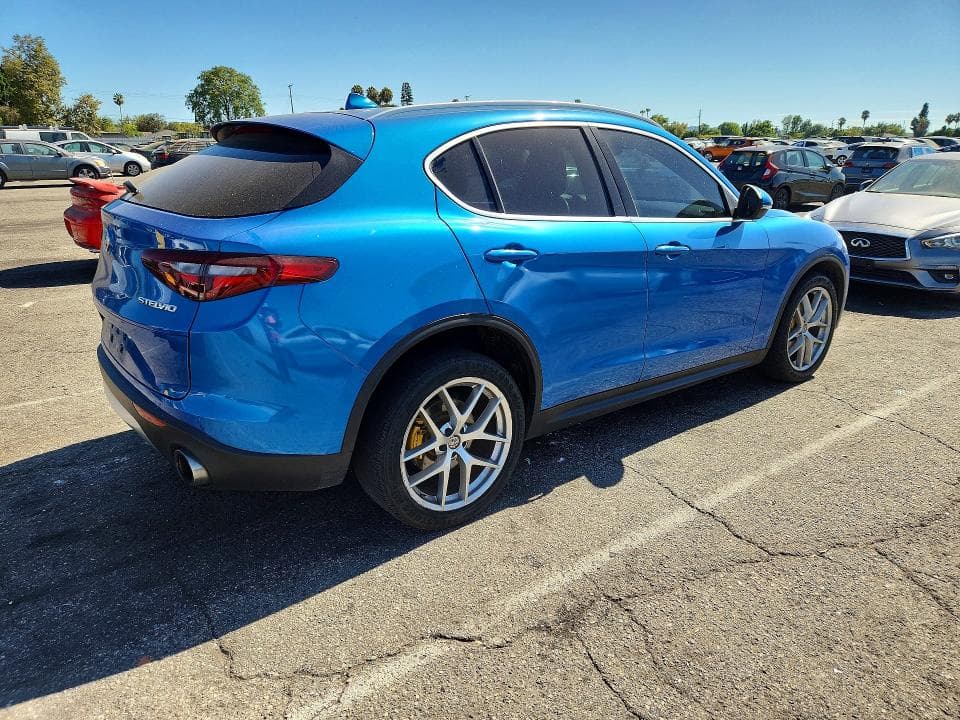 2019 ALFA ROMEO STELVIO BASE 3