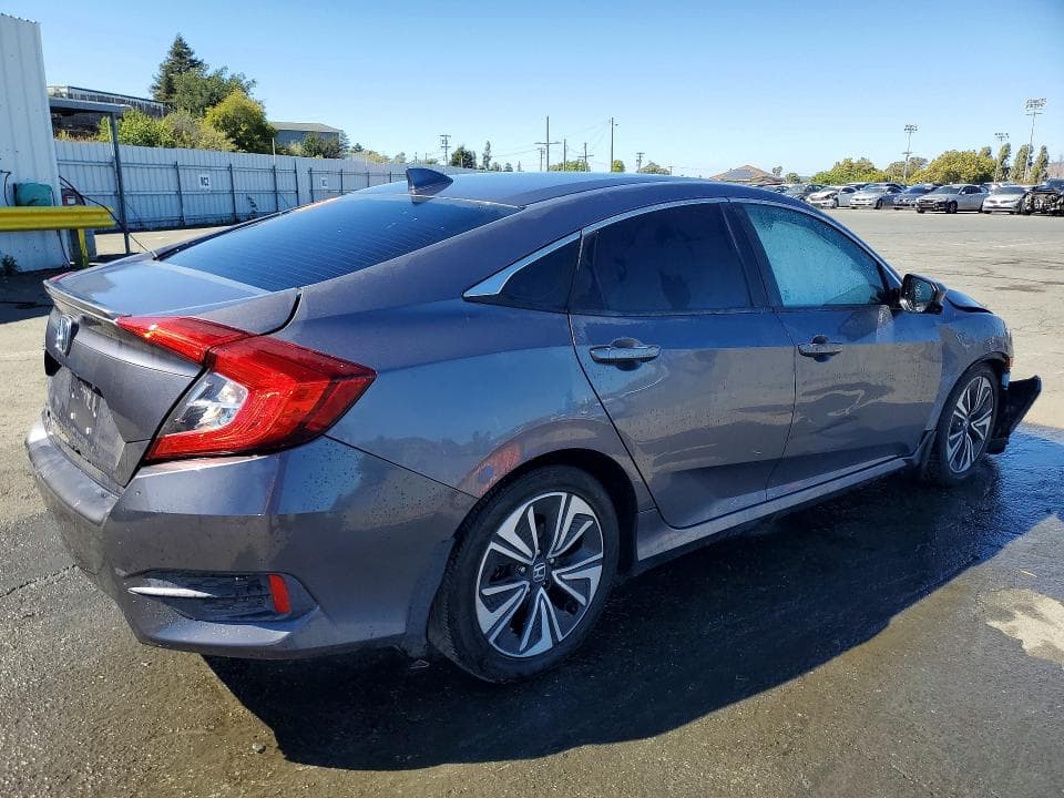 2017 HONDA CIVIC EX 3