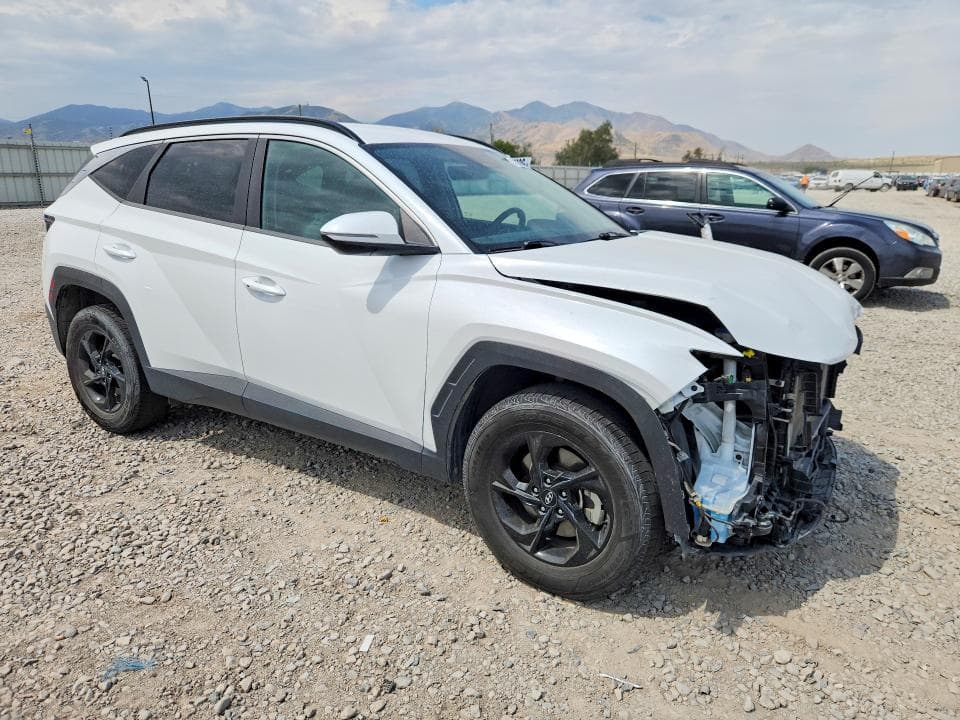 2022 HYUNDAI TUCSON SEL 4