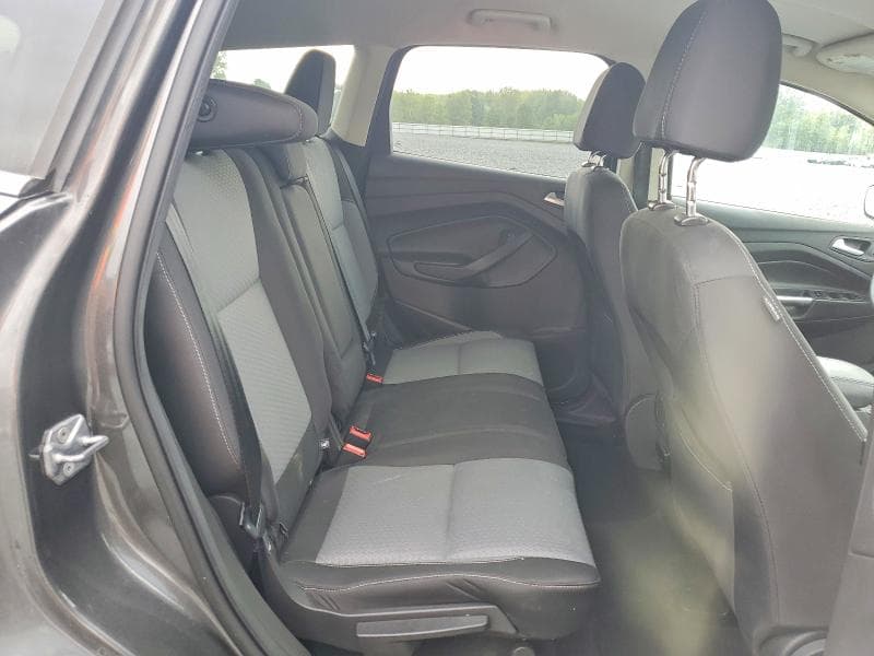 2017 FORD ESCAPE SE 11