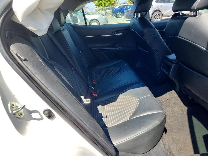 2021 TOYOTA CAMRY SE 10