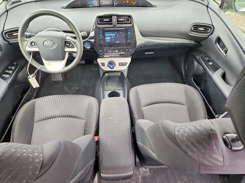 2018 TOYOTA PRIUS TWO 8
