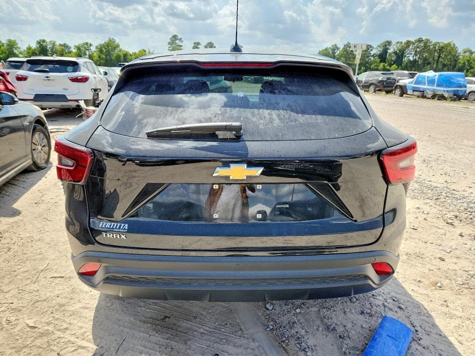 2026 CHEVROLET TRAX LS 6