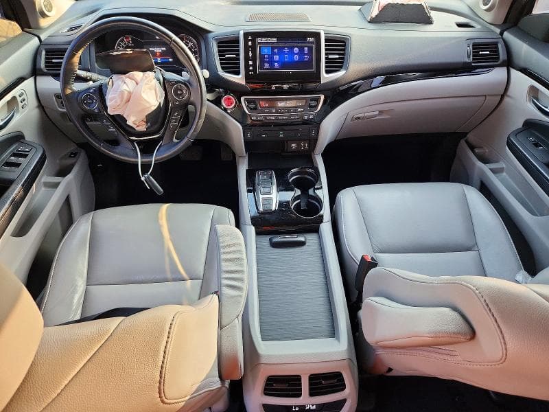 2017 HONDA PILOT TOURING 8