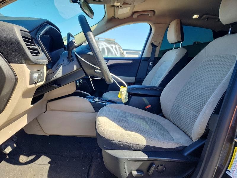 2020 FORD ESCAPE SE 7