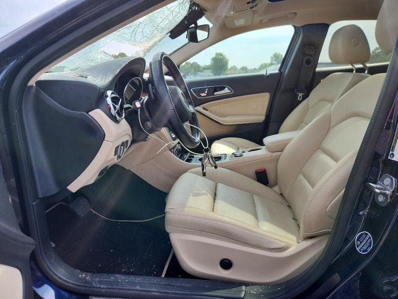 2019 MERCEDES-BENZ GLA 250 4MATIC 7