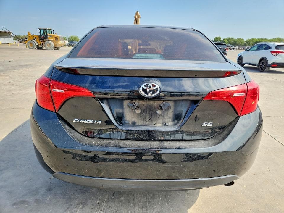 2017 TOYOTA COROLLA SE 6