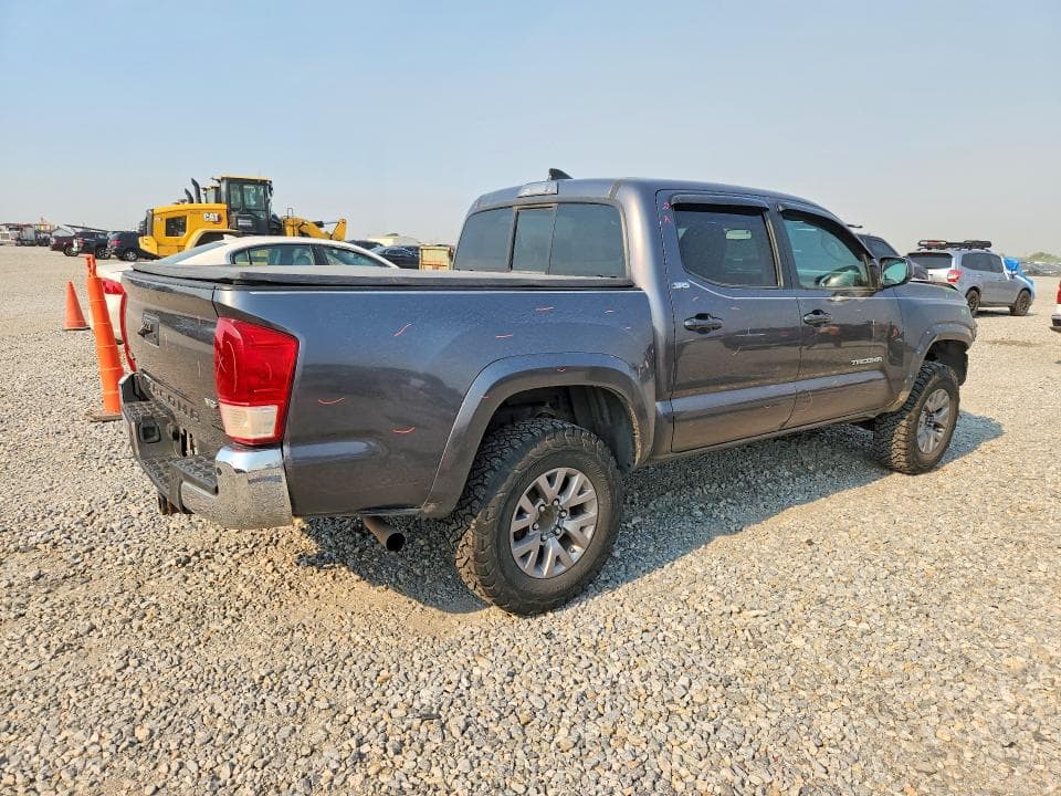 2017 TOYOTA TACOMA SR5 V6 3