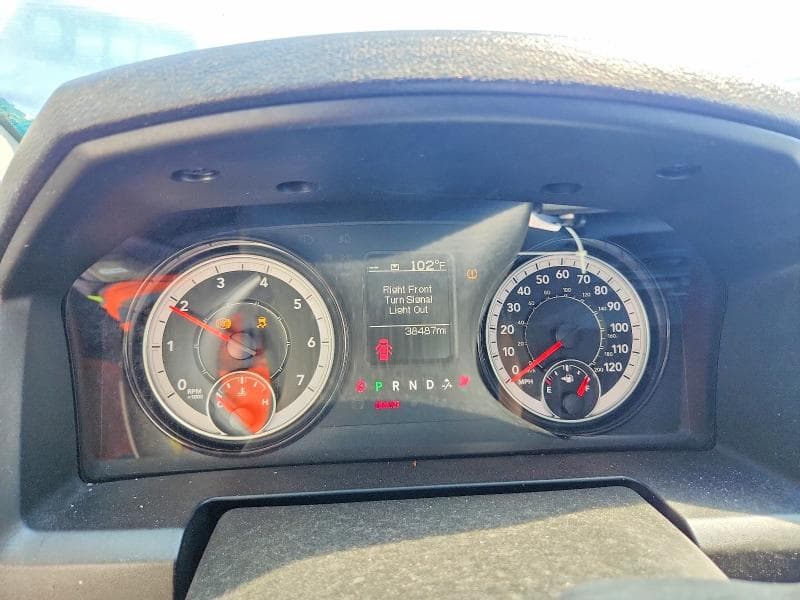 2024 RAM 1500 CLASSIC SLT 9