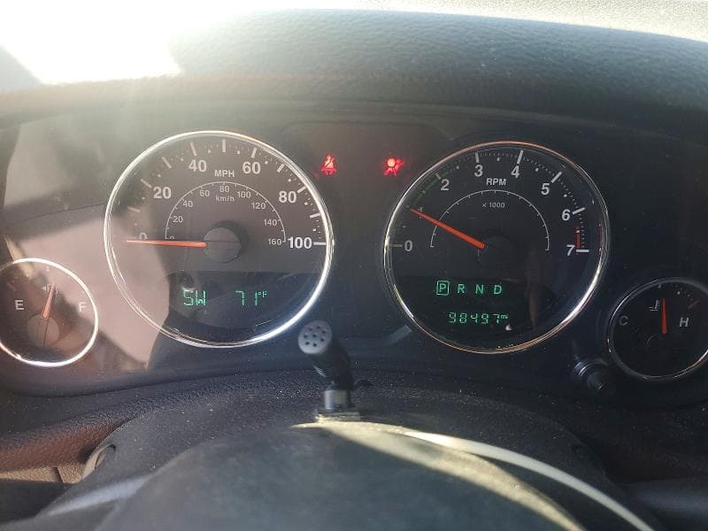 2017 JEEP WRANGLER SAHARA 9