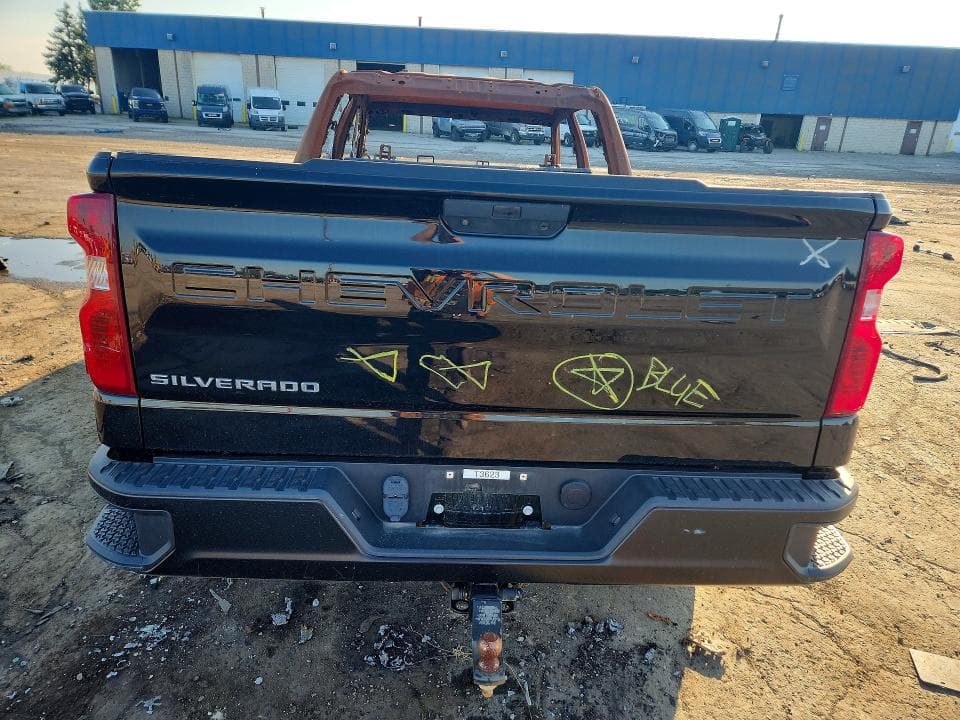 2021 CHEVROLET SILVERADO K1500 6