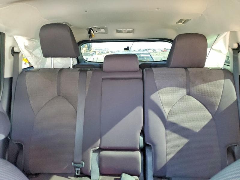 2021 TOYOTA HIGHLANDER LE 10