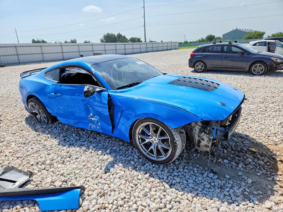 2022 FORD MUSTANG GT 4