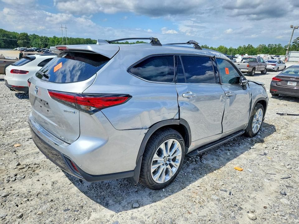 2023 TOYOTA HIGHLANDER HYBRID LIMITED 3