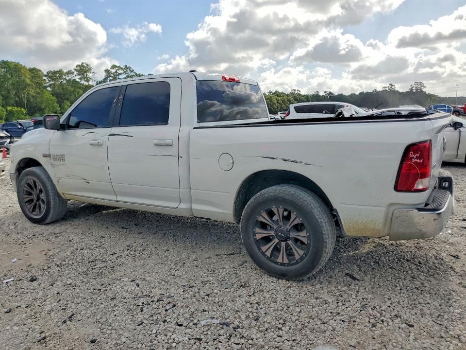 2020 RAM 1500 CLASSIC SLT 2