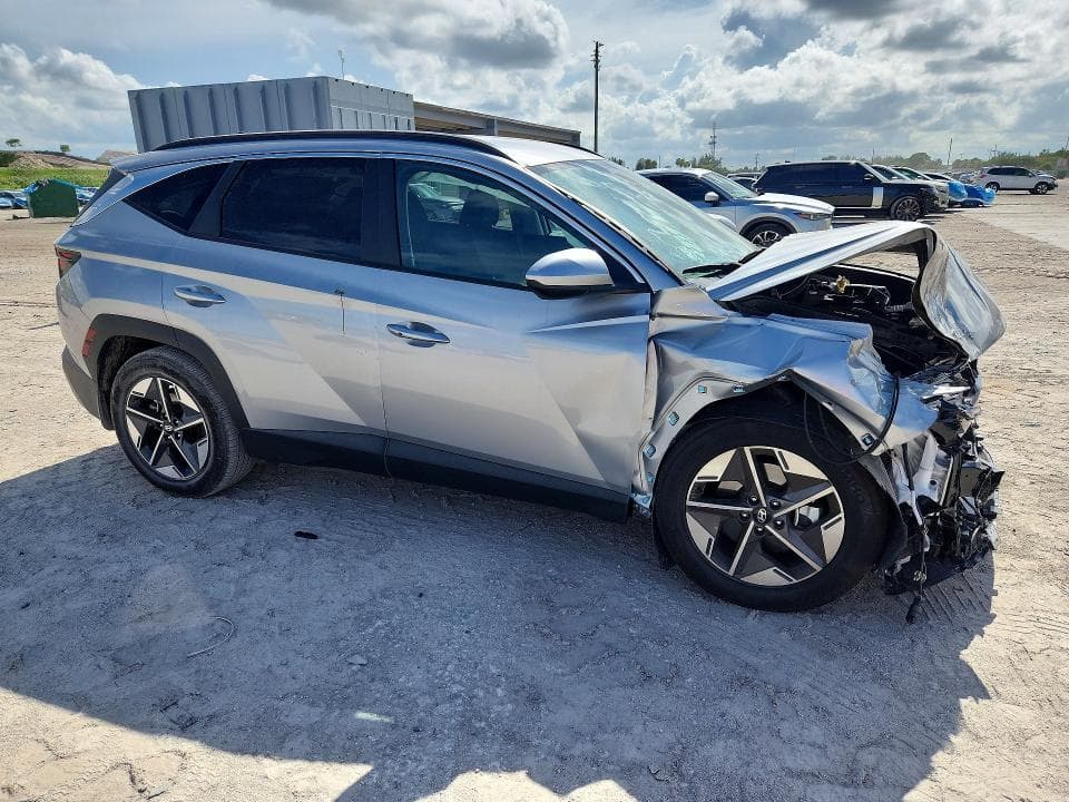 2026 HYUNDAI TUCSON SEL 4