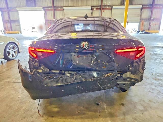 2019 ALFA ROMEO GIULIA 6