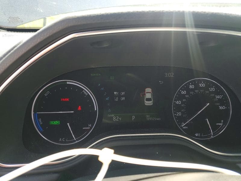 2021 TOYOTA AVALON XLE 9