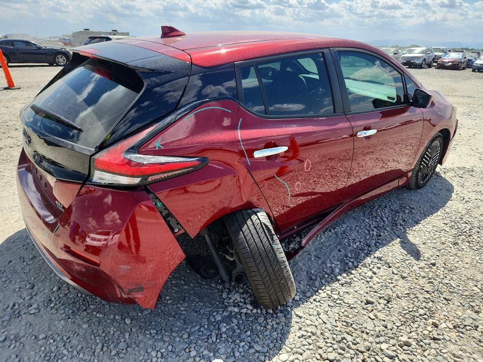 2025 NISSAN LEAF SV PLUS 3