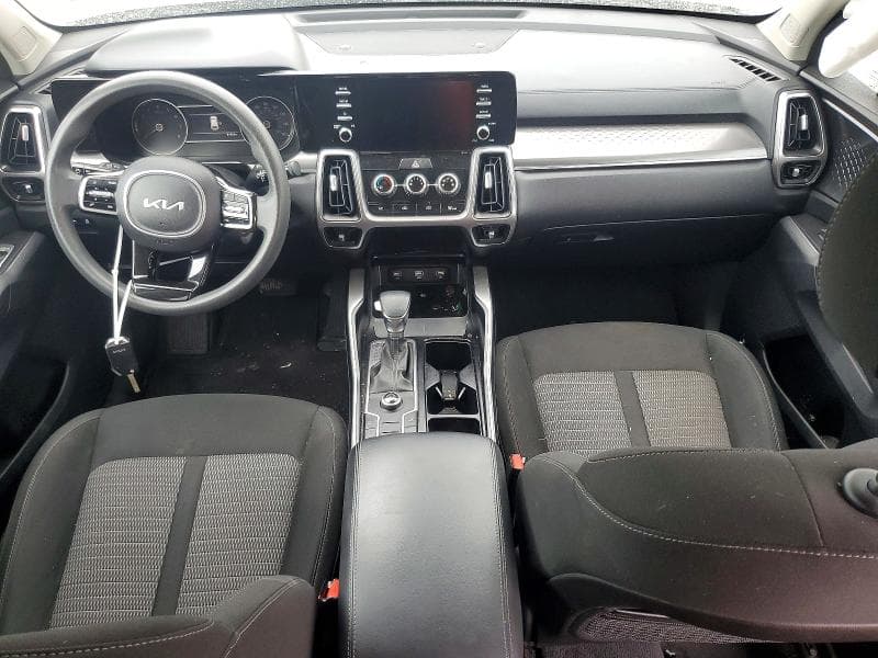 2022 KIA SORENTO LX 8