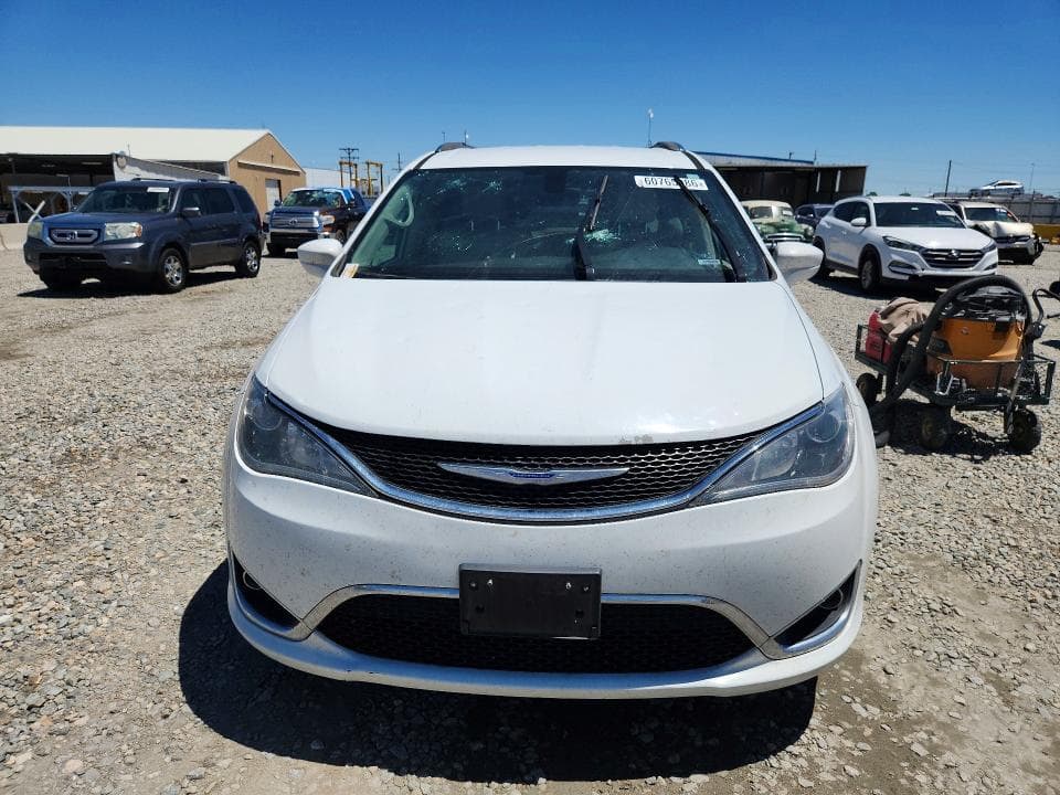 2018 CHRYSLER PACIFICA TOURING L PLUS 5