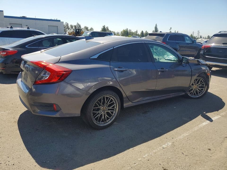 2017 HONDA CIVIC EX 3