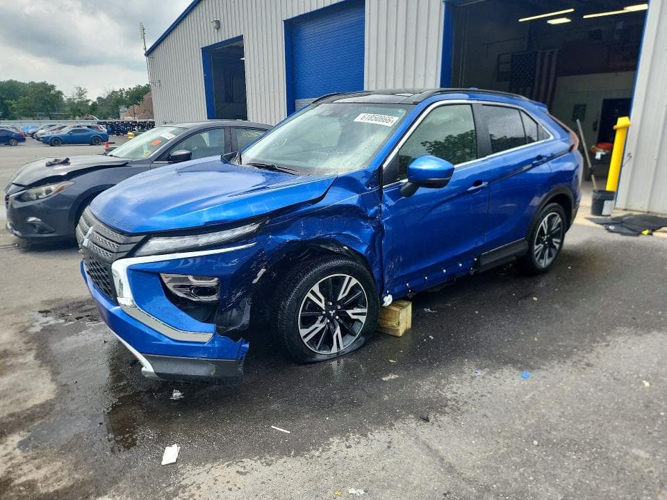 2023 MITSUBISHI ECLIPSE CROSS SE - 1