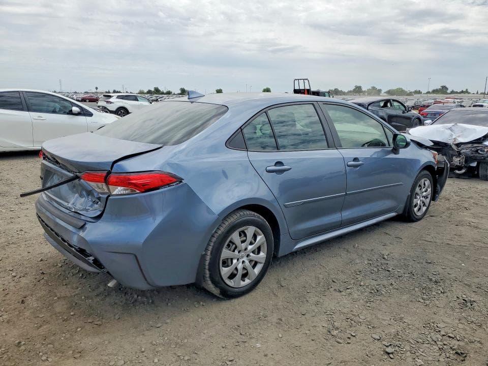 2022 TOYOTA COROLLA LE 3