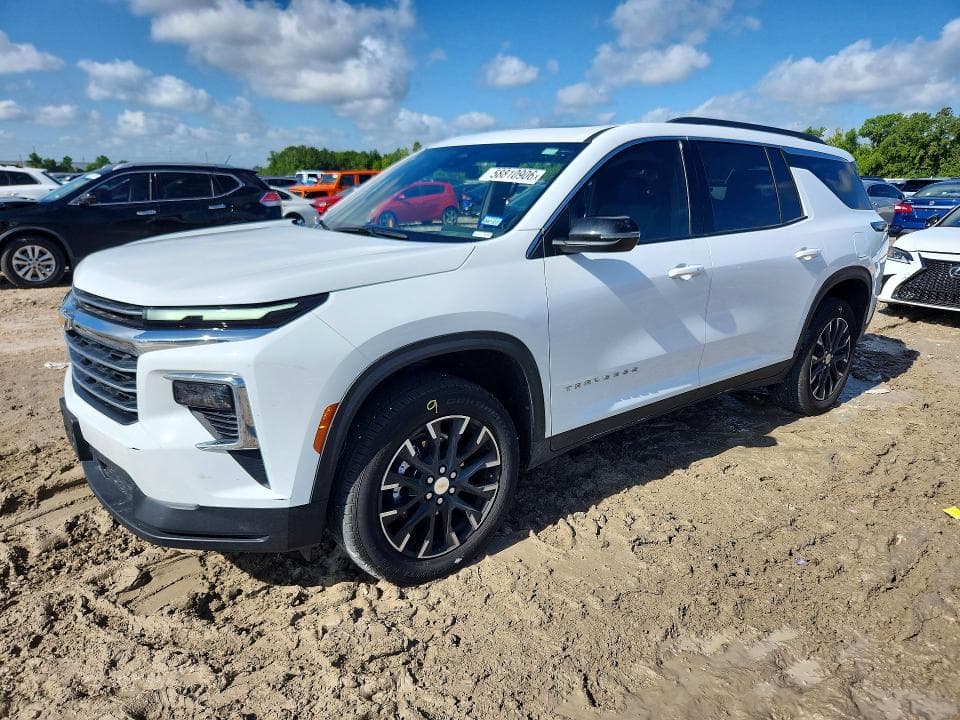 2025 CHEVROLET TRAVERSE LT - 1