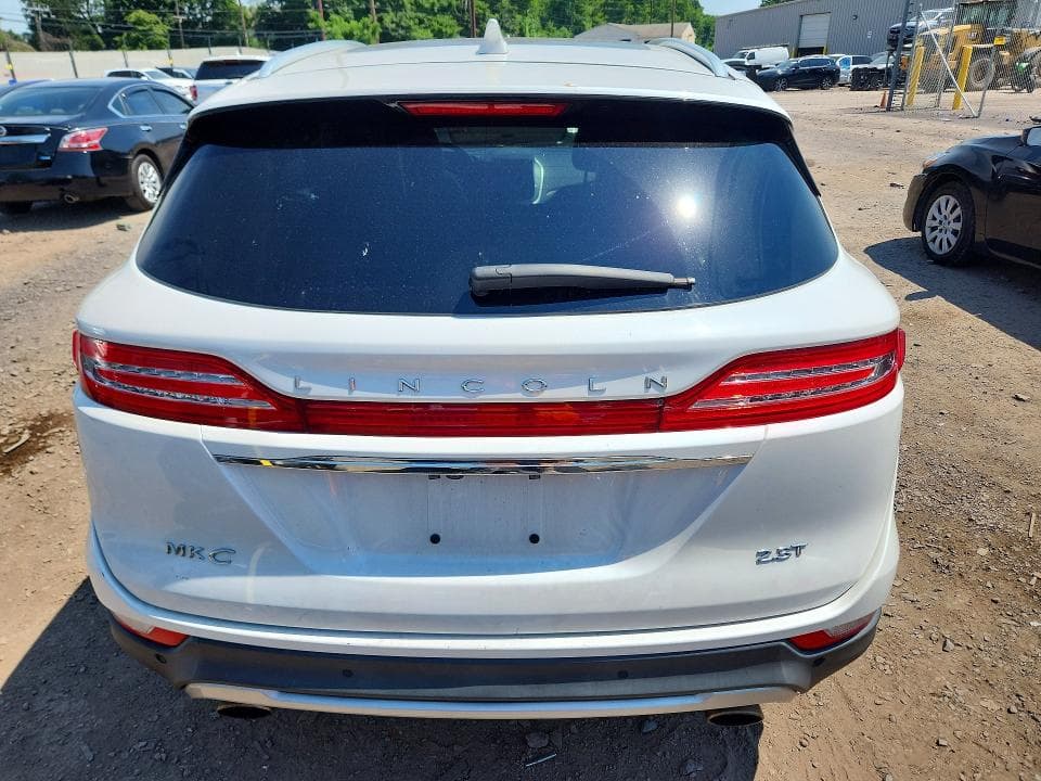 2019 LINCOLN MKC RESERVE 6