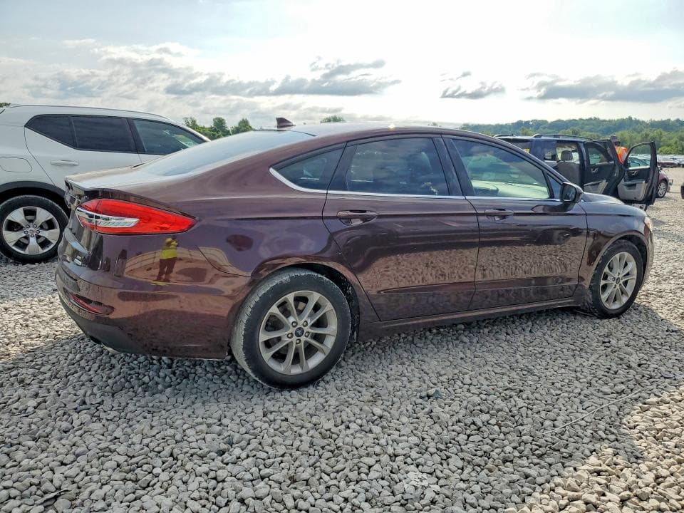 2019 FORD FUSION SE 3