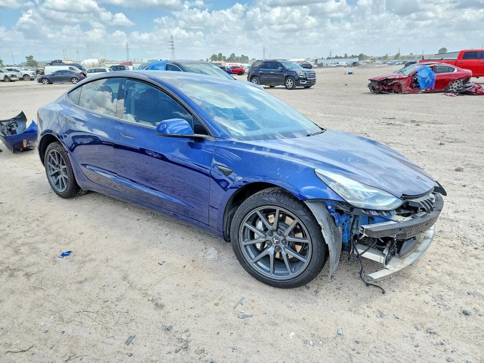 2020 TESLA MODEL 3 4