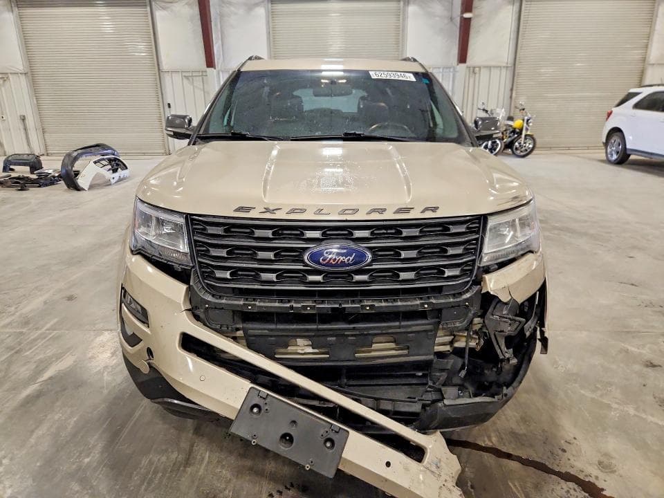 2017 FORD EXPLORER XLT 5