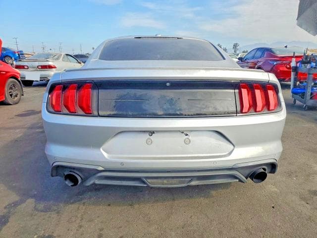 2018 FORD MUSTANG 6