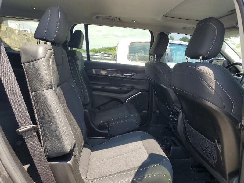 2021 JEEP GRAND CHEROKEE L LAREDO 11