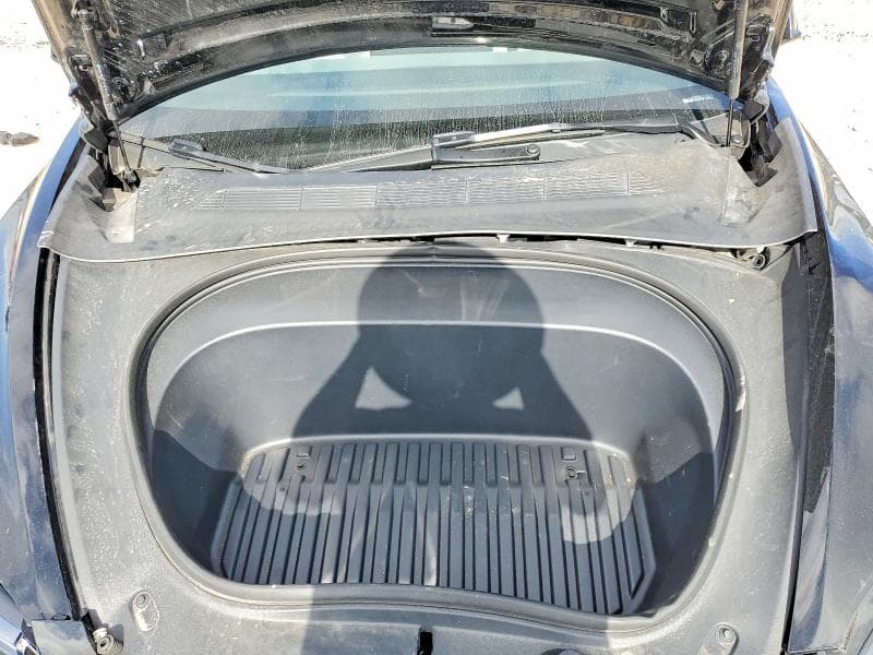 2026 TESLA MODEL 3 11