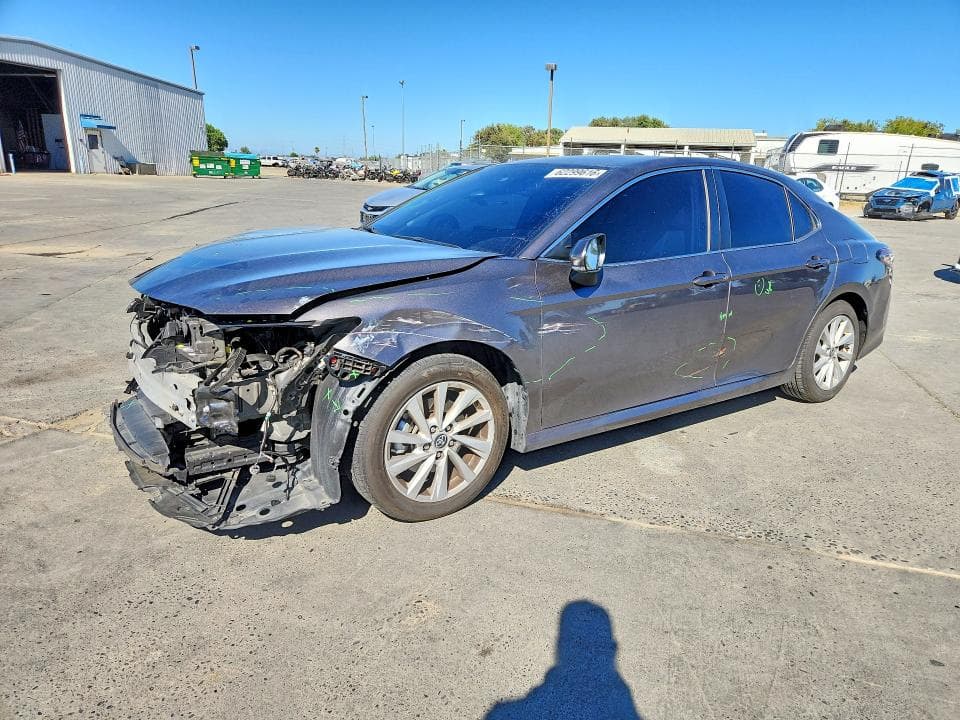 2024 TOYOTA CAMRY LE - 1