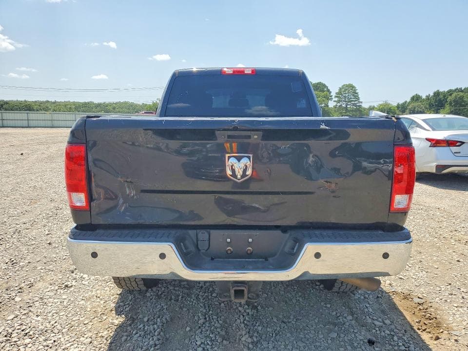 2018 RAM 2500 ST 6