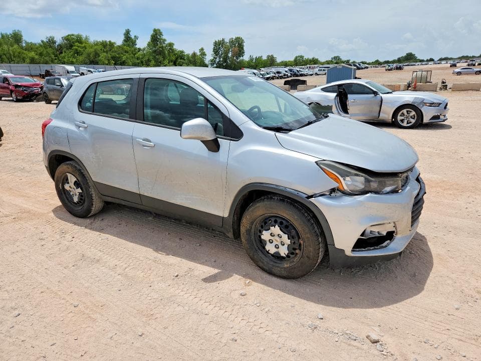 2018 CHEVROLET TRAX LS 4
