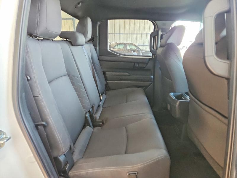 2025 TOYOTA TACOMA SR5 10