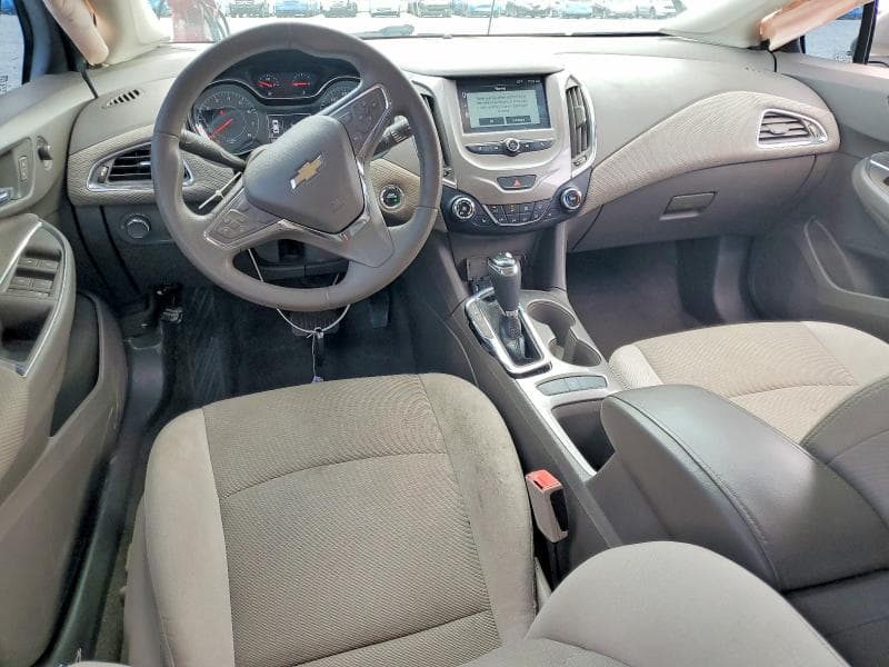2017 CHEVROLET CRUZE LT 8