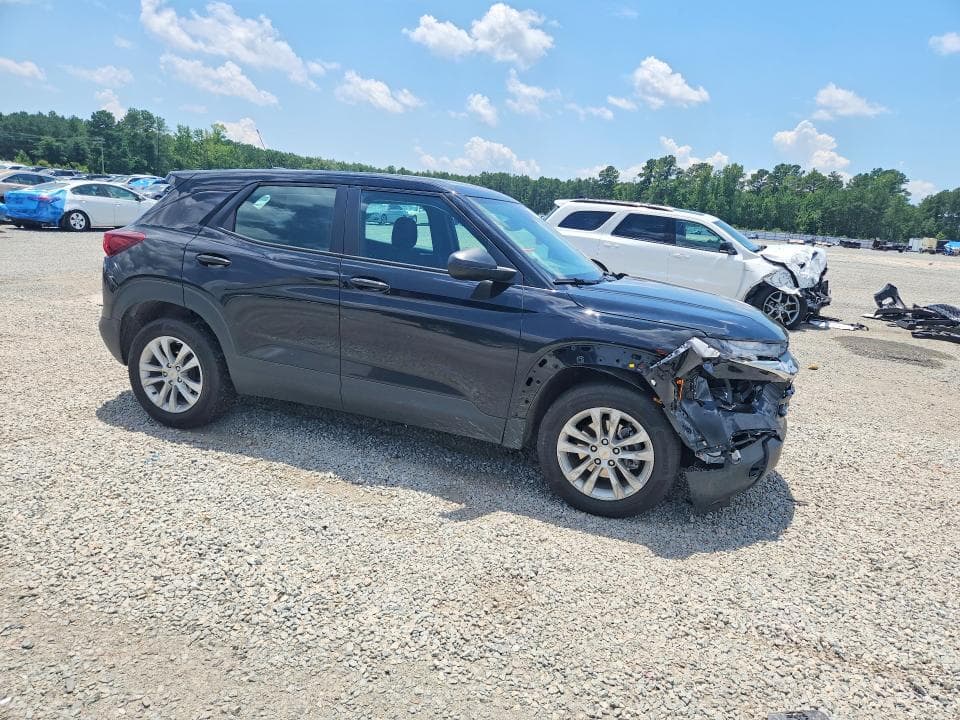 2023 CHEVROLET TRAILBLAZER LS 4