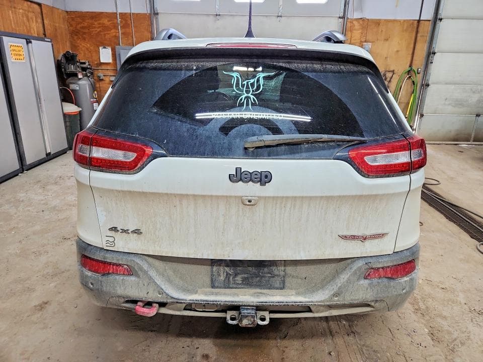 2018 JEEP CHEROKEE TRAILHAWK 6