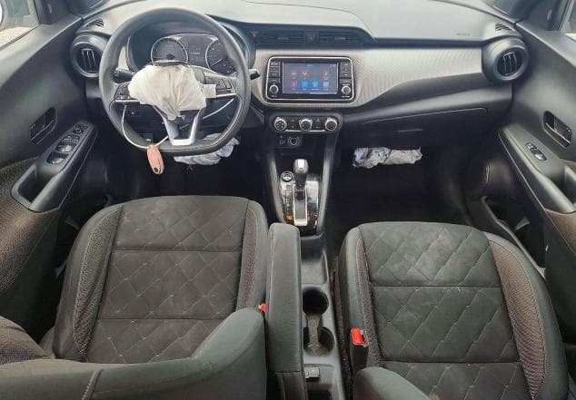 2020 NISSAN KICKS S 8