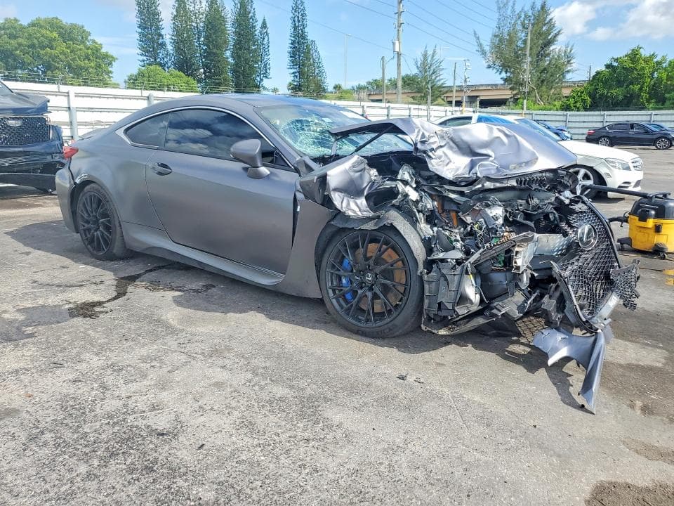 2019 LEXUS RC F 4